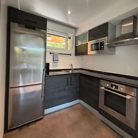 Ulia Apartments- Garden Boutique & 1 Free Parking Space Apartment San Sebastian