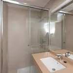 アパート Ulia Apartments- Garden Boutique & 1 Free Parking Space