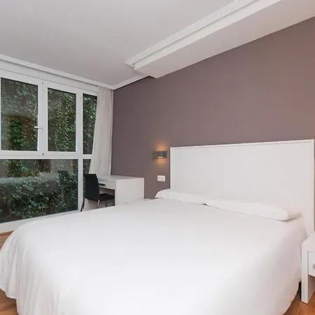 Ulia Apartments- Garden Boutique Appartement