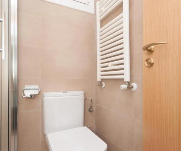 Appartement Ulia Apartments- Garden Boutique